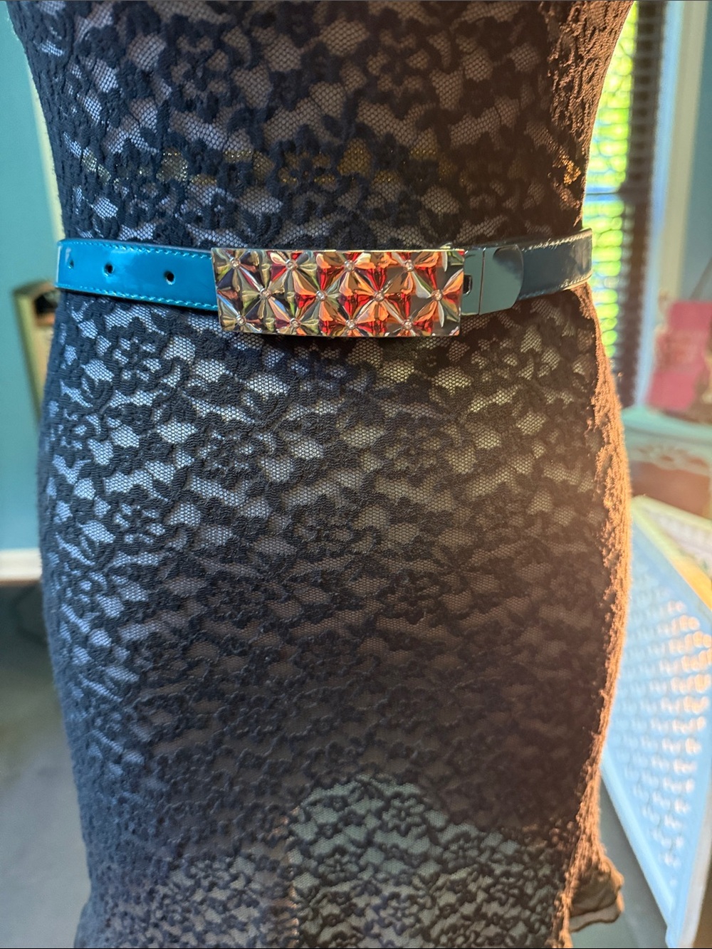 White House Black Market reversible, black /Teal Patent /Suede belt
